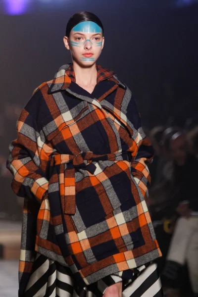 Look 103